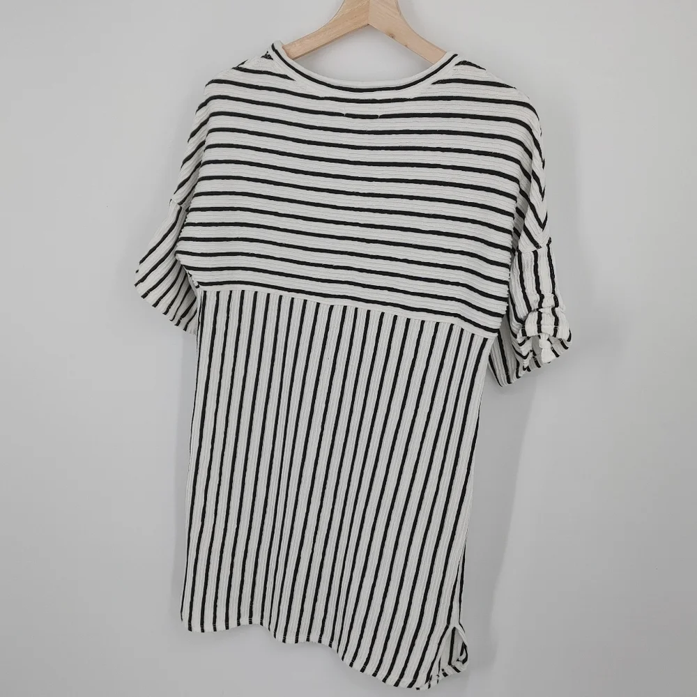 Max Studio | textured dress - Picture 7 of 8